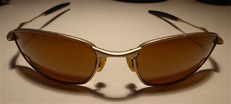 what sunglasses are similar to the older oakley a-wires